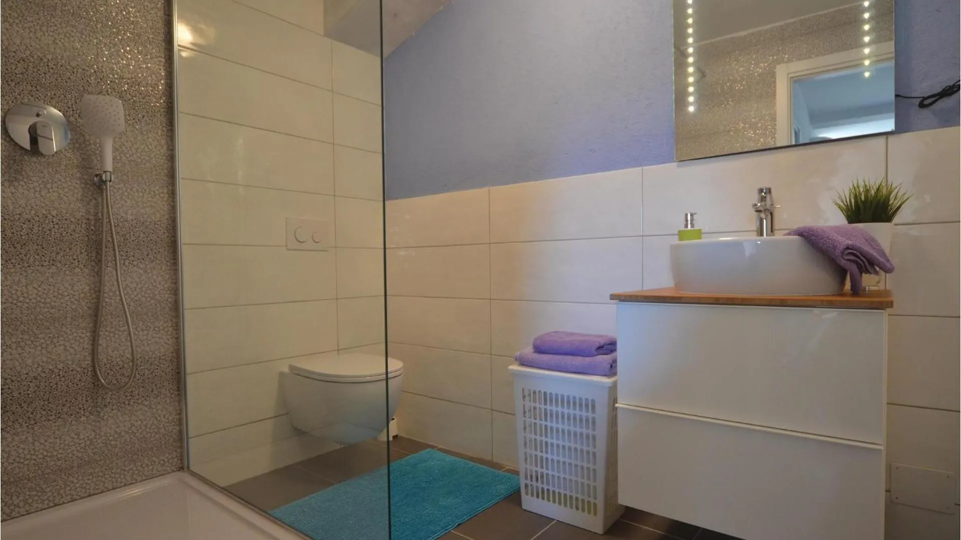 Tatil Evi Lovely Home In Kanfanar With Kitchen Hırvatistan